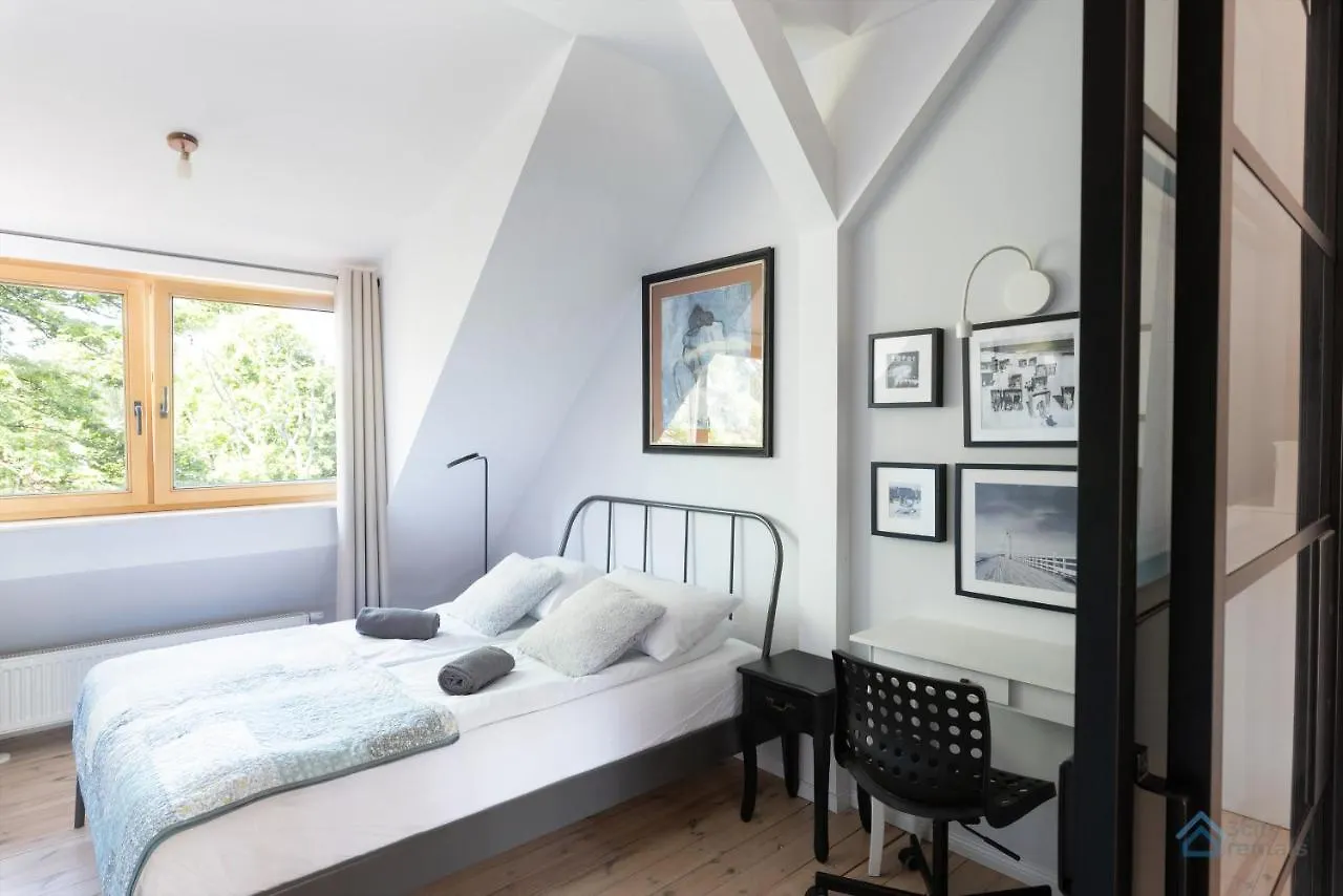 Stylowe I Nowoczesne Apartamenty 3City W Sopocie By Noclegi Renters Sopot 0*,